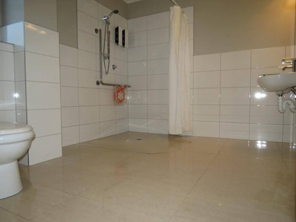 Amity Court Motel Stratford Esterno foto